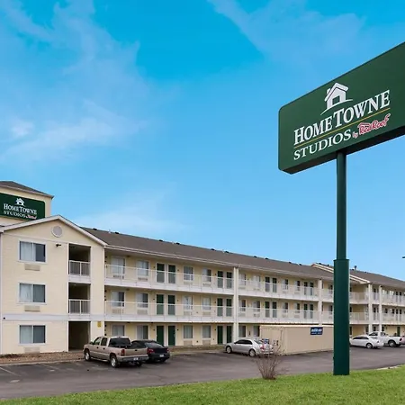 Hometowne Studios By Red Roof Kansas City - Worlds Of Fun